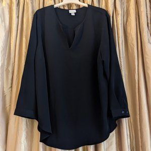 Super Soft NWOT Black Avi + Viv blouse